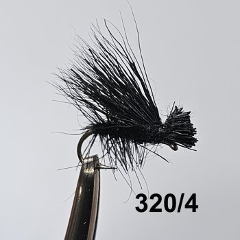 Caddis Sedge Köcherfliegen in der gängigen Größe 14