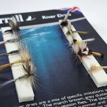 Turrall River Dries -Das traditionelle TrockenfliegenSet- FinestFishingFlies