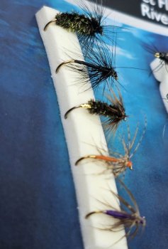 Turrall Wet Flies River Selection Die Nass-Fliegen-Kollektion zum Flußfischen FinestFishingFlies