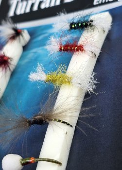 Turrall Stillwasser Emergers Selection Aufsteiger zum Stillwasserfliegenfischen FinestFishingFlies