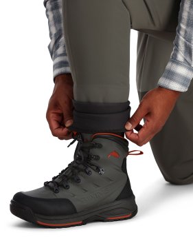 Simms Freestone Stockingfoot 2026 Smoke Wat-Set Wathose + Watschuhe zum Vorteilspreis