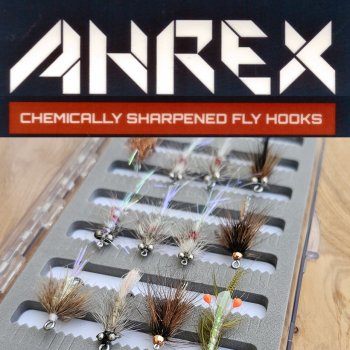 Meerforellenfliegen Kollektion Die 12 fängige Küstenfliegen auf Ahrex- und Gamakatsu-Haken