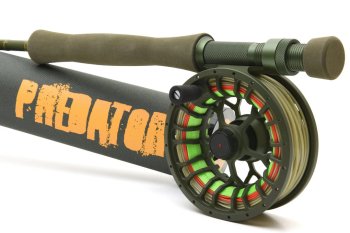 Vision Predator Outfit #9 9Ft Das perfekte Set zum Fliegenfischen auf Hecht mit 6 fängigen Gratis-Hechtfliegen in einer praktischen Fliegenbox. Einführungspreis nur für kurze Zeit!