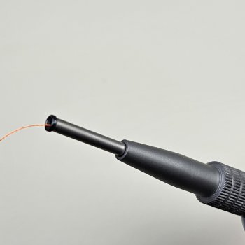 SWS Ceramic Bobbin Holder Titanium Premium-Spulenhalter mit dem praktischen, langen Griffstück