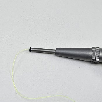 Ceramic Bobbin Holder Titanium Premium-Spulenhalter mit dem praktischen, langen Griffstück