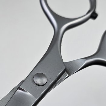 RAZOR Scissor Ultrascharf & Mikro-Verzahnung Die ultrascharfe, verstellbare Schere mit Mikro-Verzahnung zum Fliegenbinden.