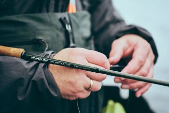 Guideline Embrace PREDATOR Fly Fishing Outfit #9 9FT Das Hecht-Fliegenfischer-Set mit den 6 fängigen Gratishechtfliegen in einer praktischen Fliegenbox.