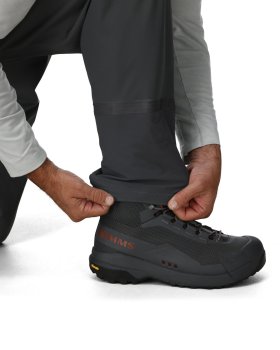 Simms Flyweight Stockingfoot Cinder Die leichte atmungsaktive Reise-Wathose von Simms! Sonderpreis, nur für kurze Zeit!