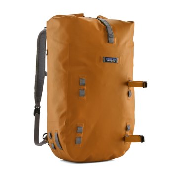 Der wasserdichte Rolltop-Rucksack ist mit 40 Liter optimal für eine Fliegenfischer-Tour.