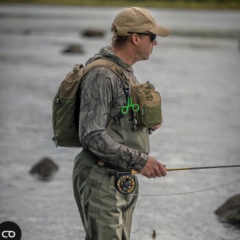 Vision Sling Bag in Nutria (N) Der pfiffige, minimalistische Sling-Bag aus Finnland!